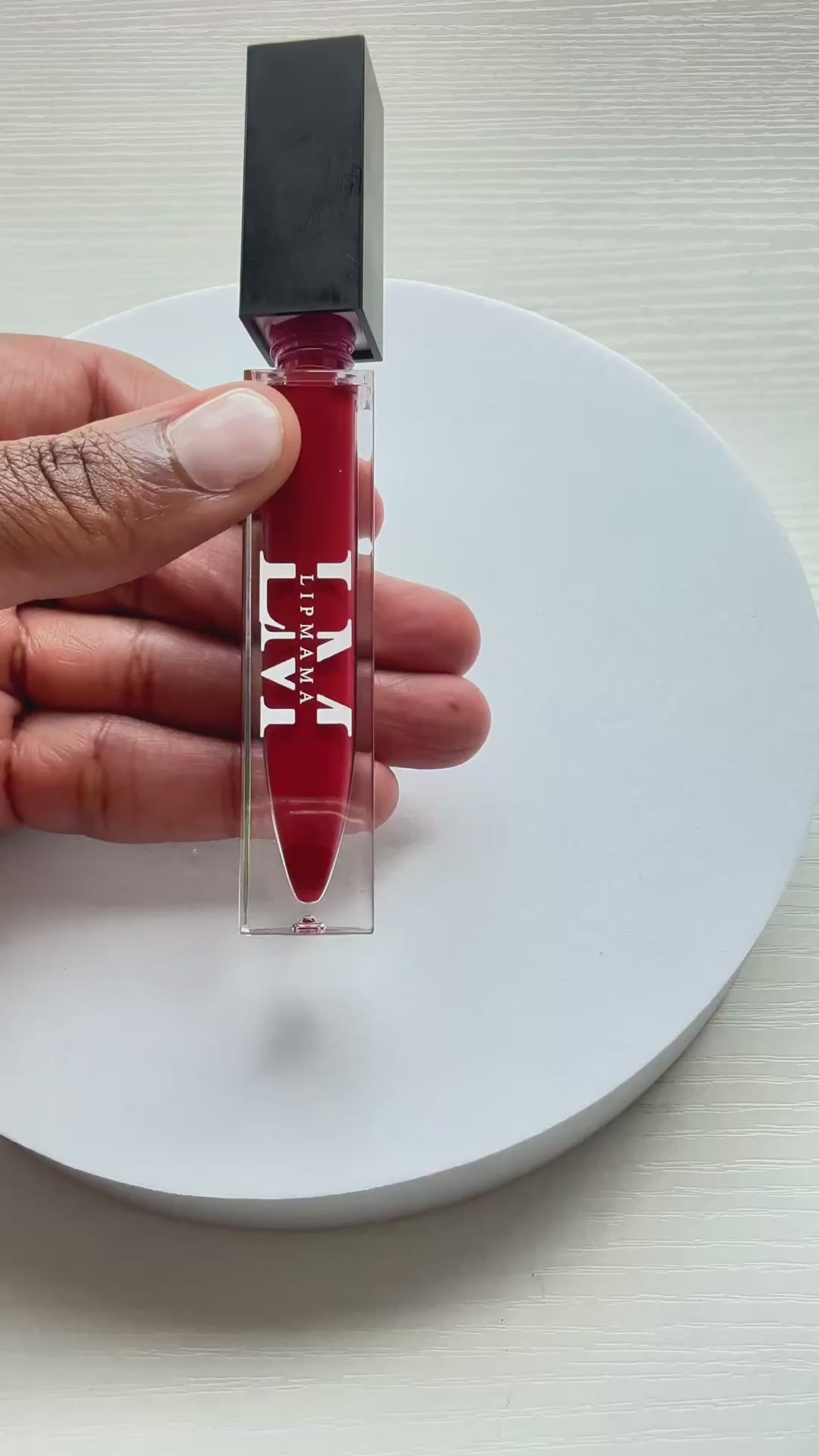 "SHOW STOPPER" FLASHY FLAG LIP *Pre-Sale*
